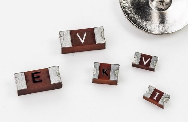 AirMatrix? 中空貼片保險絲